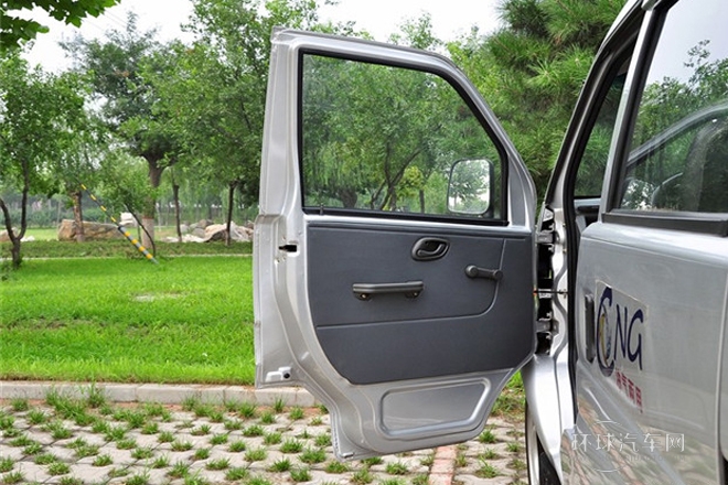 2013款 1.0L基本型