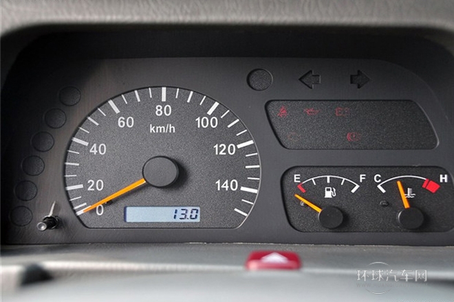 2013款 1.0L基本型CNG