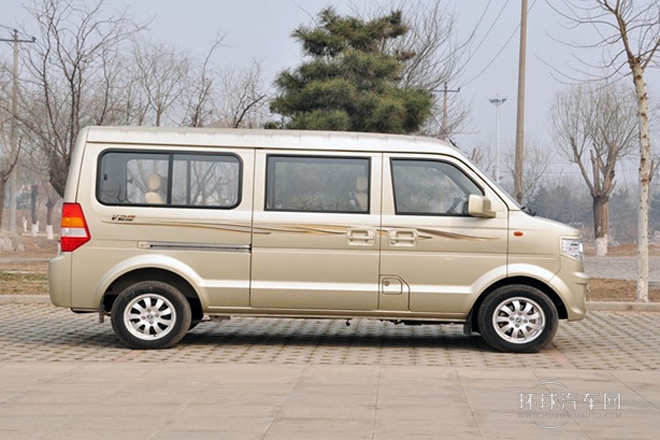 2012款 1.4L豪華型DK13-06