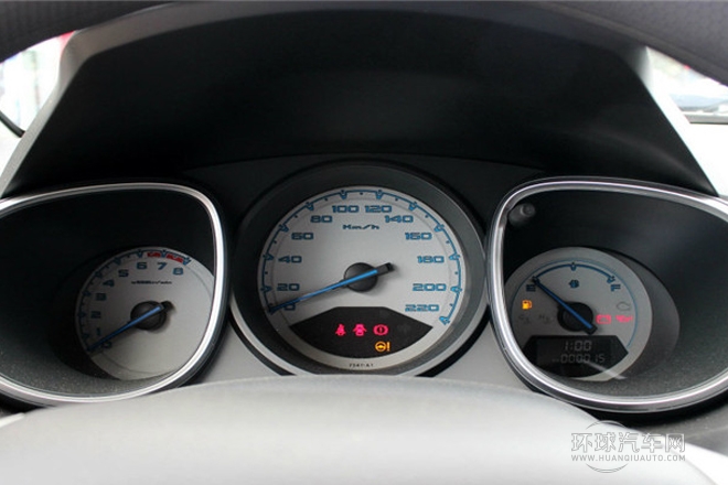 2013款 1.5L 自動(dòng)舒適型