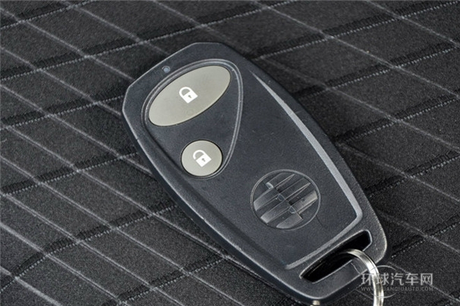 2013款 1.5L 手動舒適型