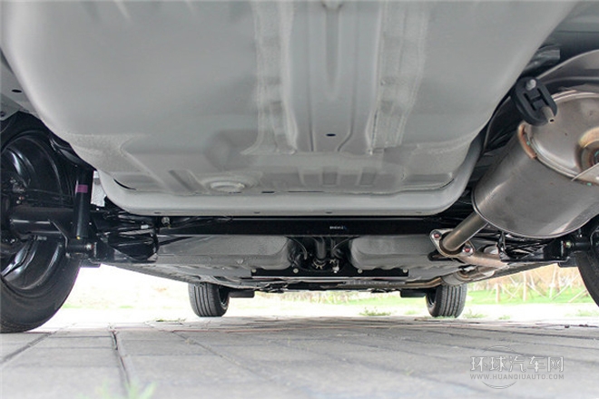 2013款 1.5L 手動舒適型