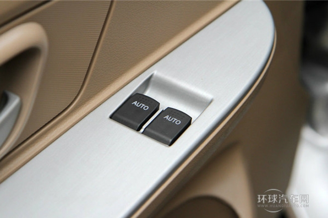 2012款 1.2L標準型