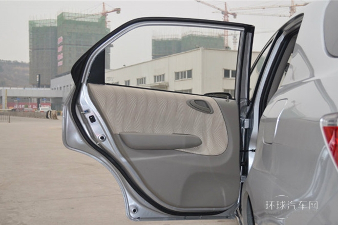 2014款 1.3L 手動(dòng)舒適型