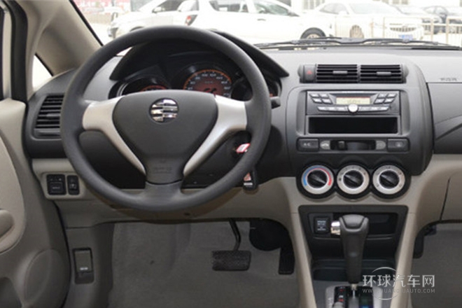 2014款 1.3L 手動舒適型