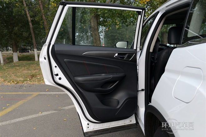 2014款 1.8T 自動精英型