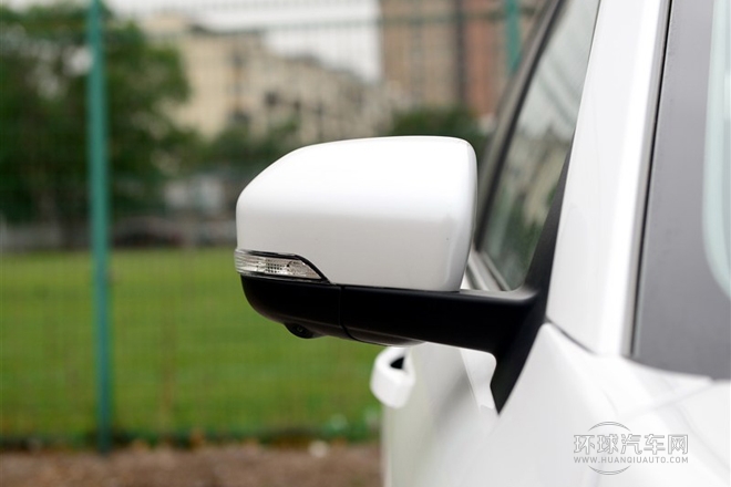 2014款 1.8T 自動(dòng)尊貴型