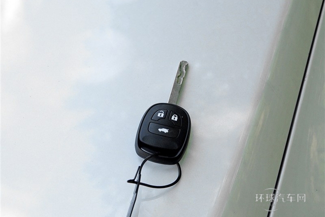 2014款 2.0L 手動(dòng)豪華型