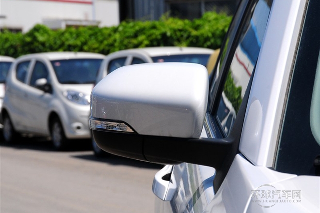 2014款 2.0L 手動豪華型