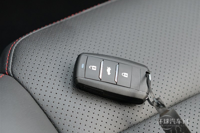 2014款 2.0L 手動領先型