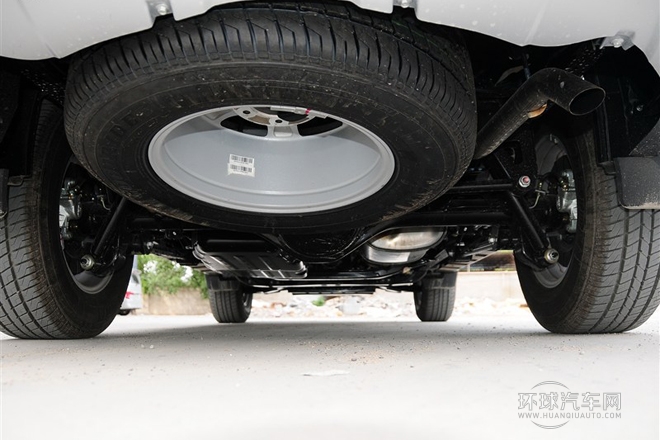 2013款 智尊版 綠靜2.0T手動兩驅進取型