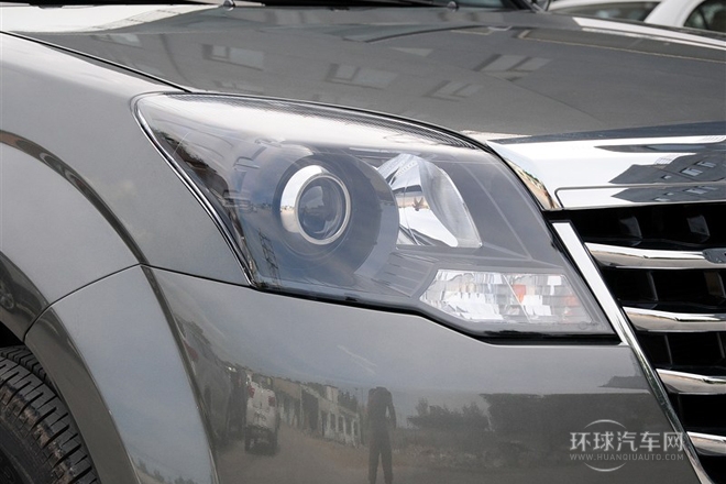 2013款 智尊版 綠靜2.0T手動兩驅進取型