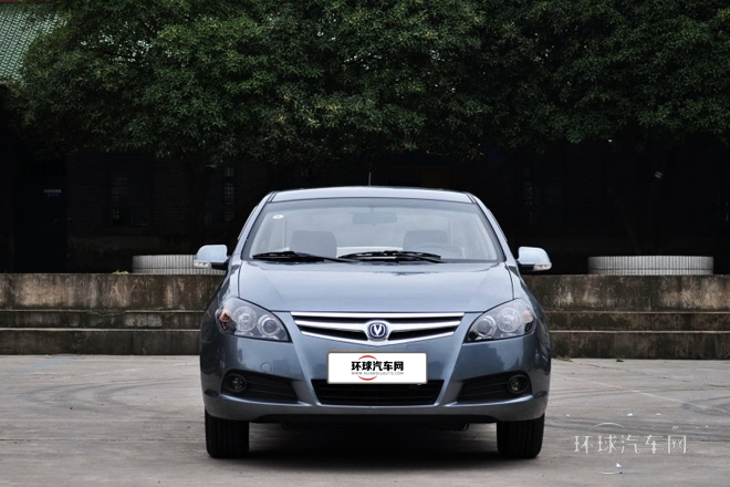 2012款 三廂 1.6L 手動豪華低碳版