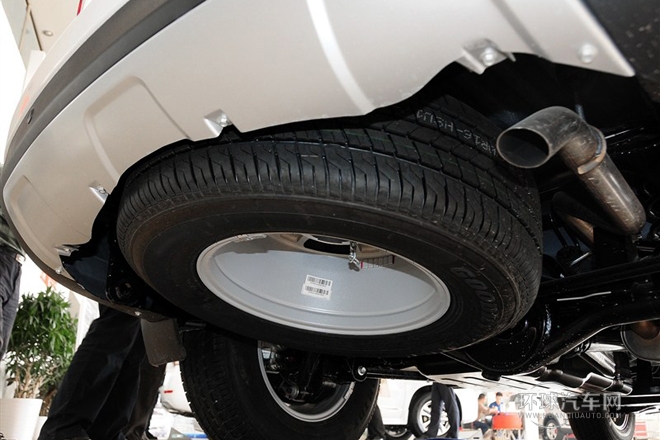 2013款 智尊版 綠靜2.0T手動兩驅(qū)進(jìn)取型