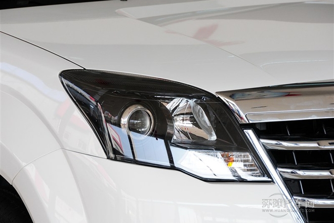 2013款 智尊版 綠靜2.0T手動兩驅進取型