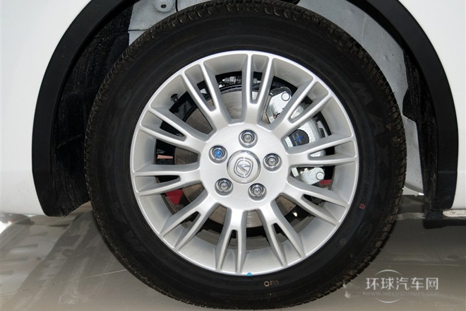 2013款 1.6L 自動(dòng)致酷型 國(guó)V