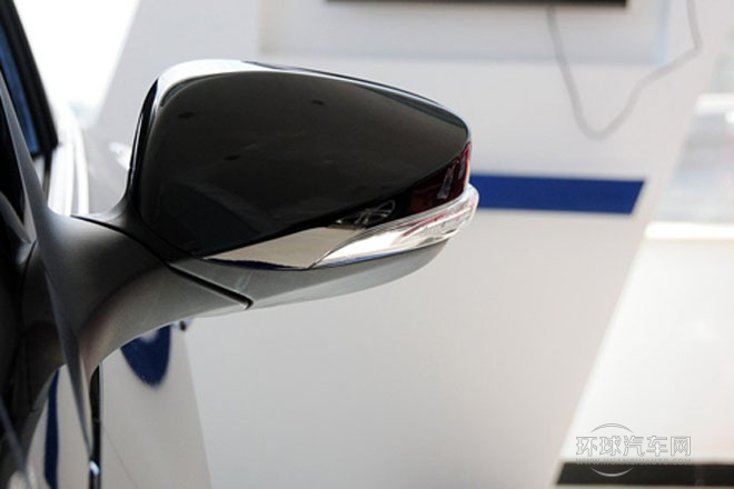 2013款 1.5T 自動(dòng)炫酷型