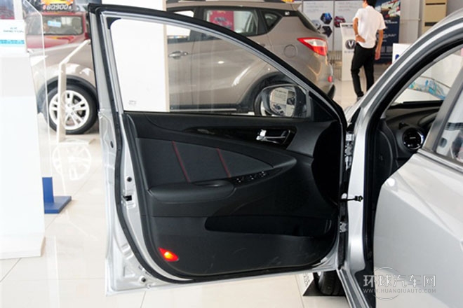 2013款 1.6L 手動俊酷型 國V