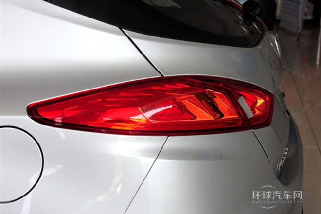 2013款 1.6L 手動俊酷型 國V