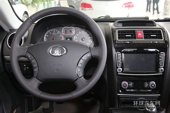 2013款 智尊版 2.0T手動四驅(qū)尊貴型