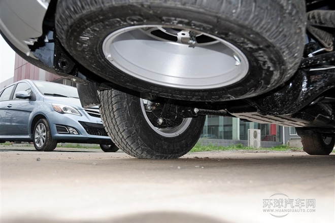 2013款 智尊版 2.0T手動(dòng)四驅(qū)精英型