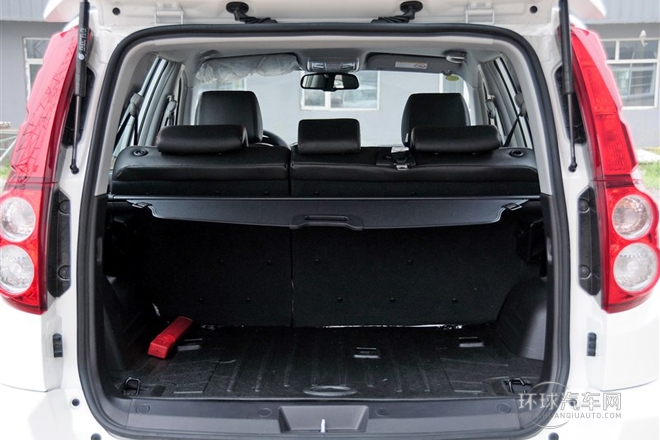 2013款 智尊版 2.0T手動(dòng)四驅(qū)精英型