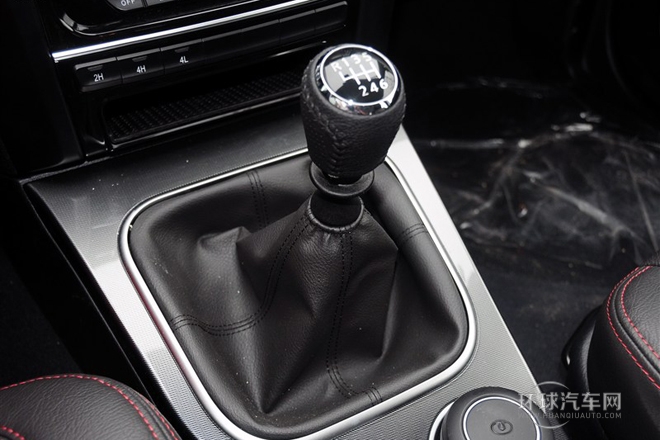 2013款 智尊版 2.0T手動四驅(qū)精英型