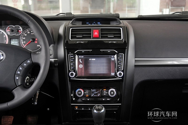 2013款 智尊版 2.0T手動四驅精英型