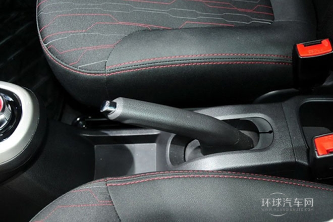 2013款 1.6L 手動尚酷型 國V