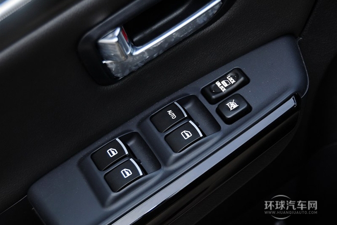 2013款 智尊版 2.0L手動(dòng)兩驅(qū)進(jìn)取型