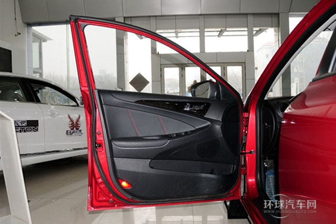 2013款 1.6L 手動致酷型 國IV