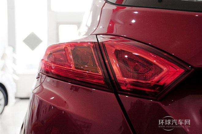 2013款 1.6L 手動致酷型 國IV