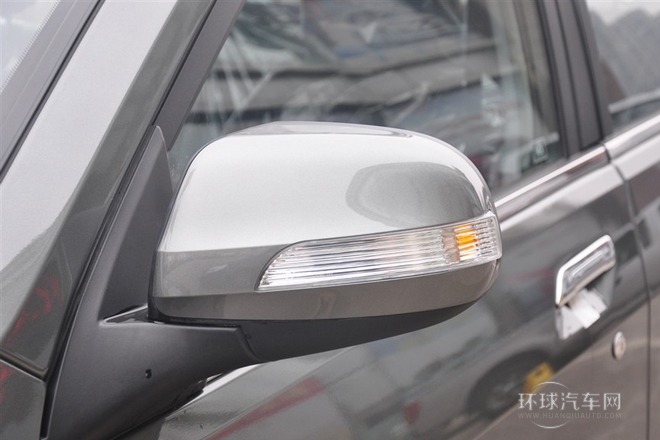 2012款 歐風版 綠靜2.0T自動四驅超豪華型