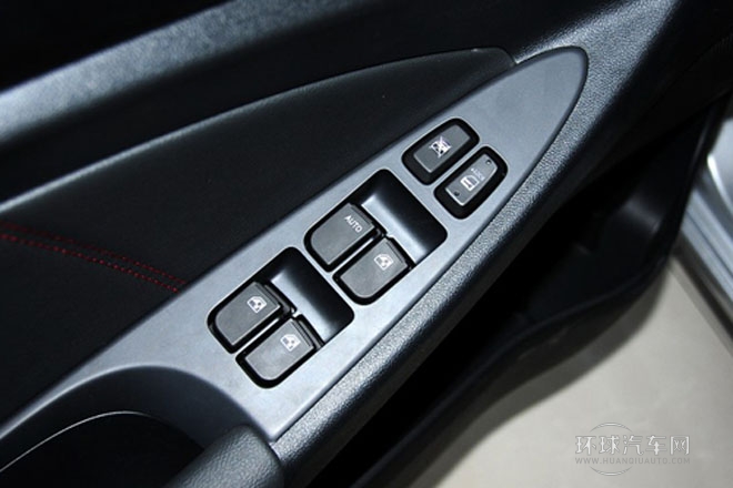 2013款 1.6L 自動俊酷型 國IV