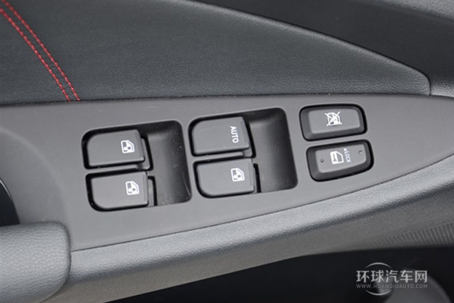 2013款 1.6L 自動致酷型 國IV