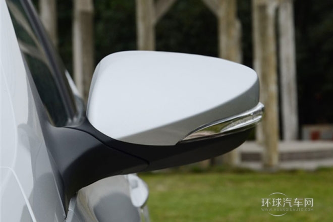 2013款 1.6L 自動致酷型 國IV