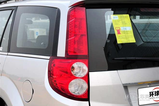 2012款 智尊版 綠靜2.0T手動四驅(qū)舒適型