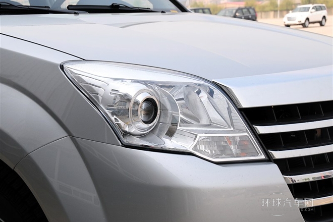 2012款 智尊版 綠靜2.0T手動四驅(qū)舒適型