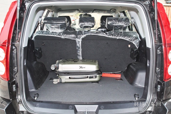 2012款 智尊版 綠靜2.0T手動兩驅舒適型