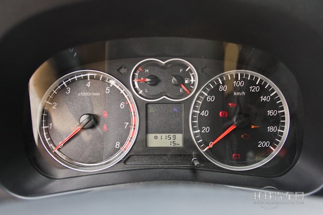 2012款 智尊版 綠靜2.0T手動兩驅舒適型