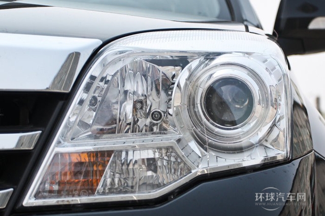 2012款 智尊版 綠靜2.0T手動兩驅舒適型