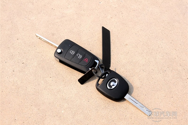 2012款 歐風版 綠靜2.0T自動四驅超豪華型