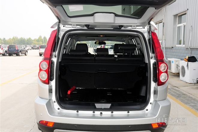 2012款 歐風(fēng)版 綠靜2.0T自動(dòng)四驅(qū)超豪華型