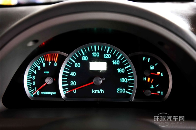 2011款 A+ 1.0L 手動(dòng)標(biāo)準(zhǔn)型