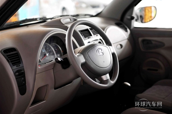 2011款 A+ 1.0L 手動標準型