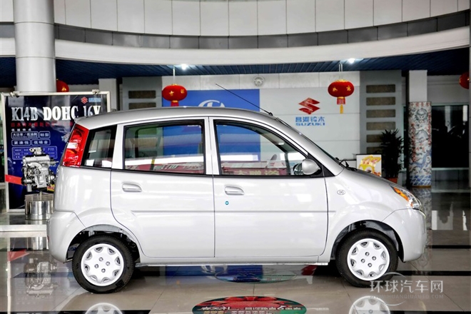 2011款 A+ 1.0L 手動標(biāo)準(zhǔn)型