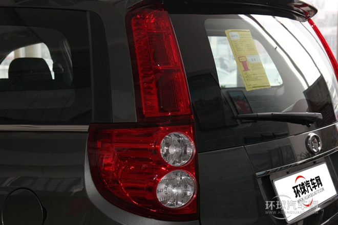 2013款 智尊版 2.0T手動兩驅精英型