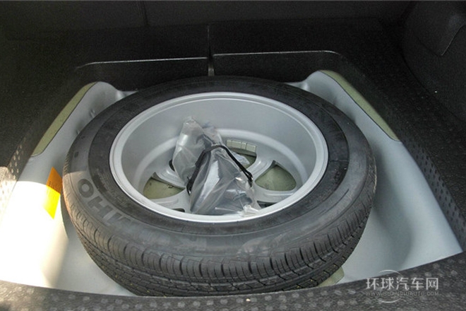 2013款 三廂 1.5L 自動精英型