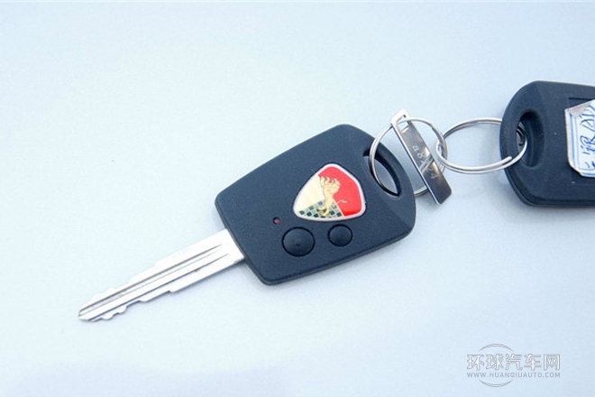 2013款 三廂 1.5L 自動(dòng)精英型