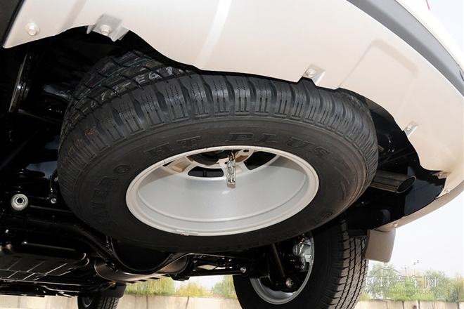 2012款 智尊版 綠靜2.0T自動四驅(qū)舒適型